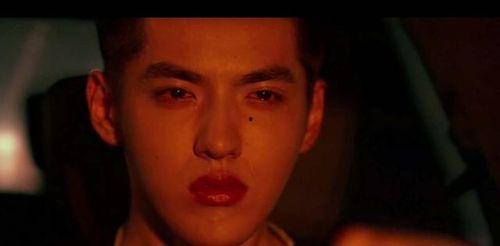 小贾娱乐圈吃瓜是真的吗,娱乐圈小贾吃瓜事件真相揭秘